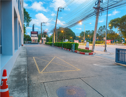 Building-entrance1-443x340