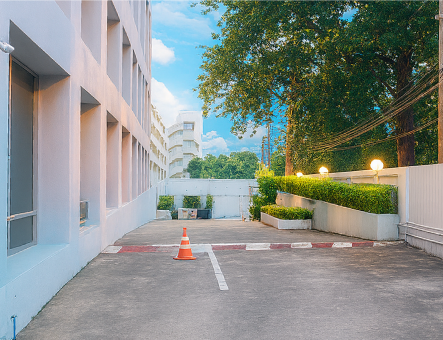 Building-entrance2-443x340